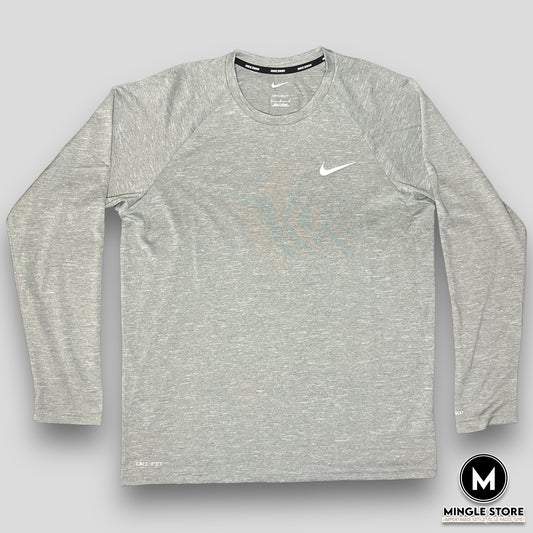 Nike Camiseta Deportiva Manga Larga Gris