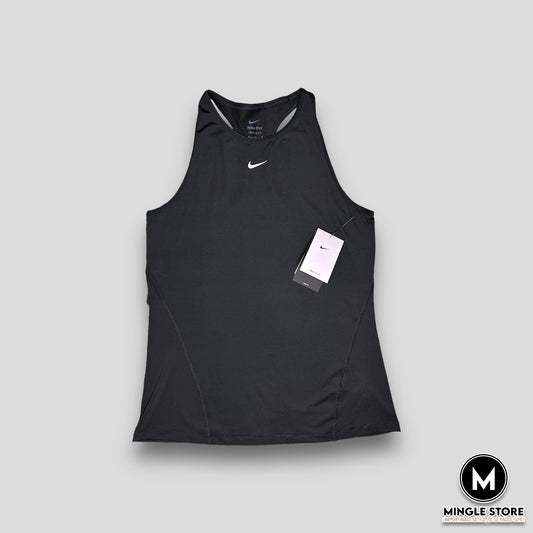 CAMISETA DEPORTIVA NEGRA NIKE